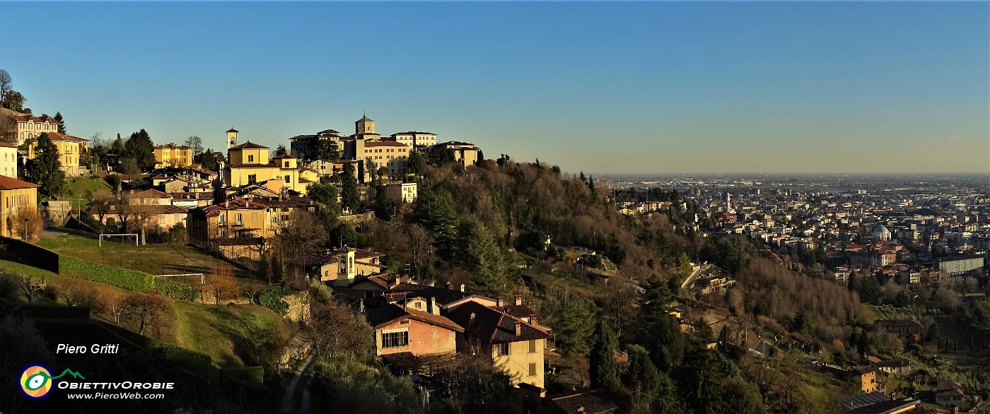 84 Da Via Sudorno vista panoramica su Borgo Canale e verso il Seminario .jpg